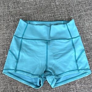 Lululemon In Movement Short *Everlux 2.5" in Pacific Teal Size 4